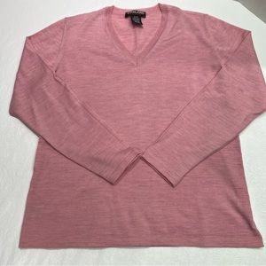 Kirkland Signature Sz XL women's pink V neck sweater Preowned in very GUC